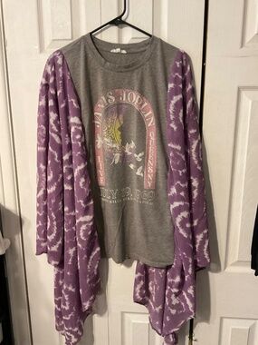 Janis Joplin Upcycled Graphic T-Shirt with Tie Dye Flowy Sleeves - OSFM